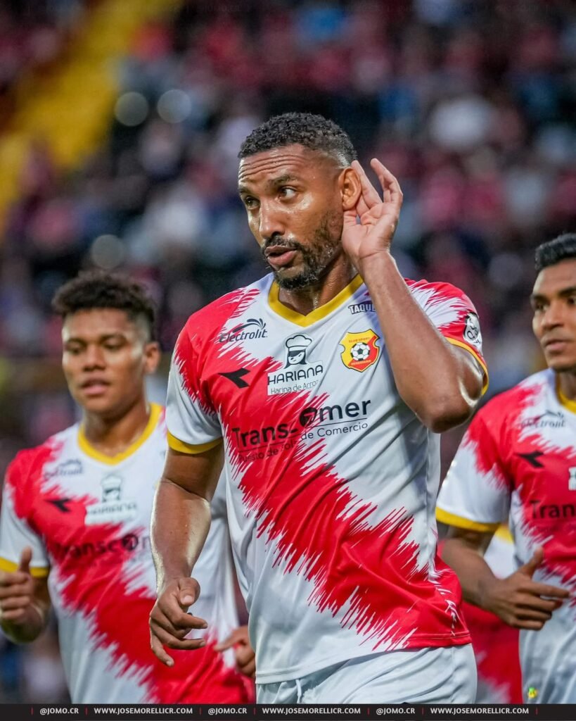 "Marcel Hernández gesto celebración gol informe del comisario tras festejos de Herediano"