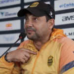 “Esto es un circo, no fútbol”: Jeaustin Campos estalla, renuncia y sacude el campeonato hondureño